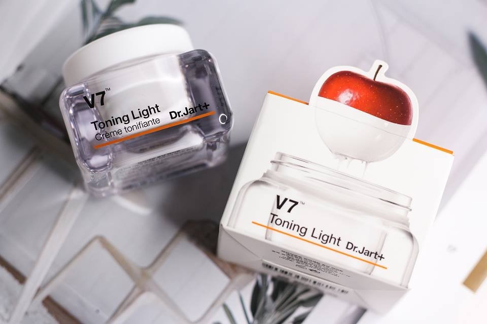 Kem dưỡng trắng da DrJart+ V7 Toning Light phù hợp sử dụng cho làn da xỉn màu