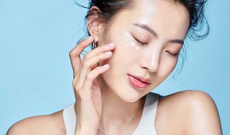 Chọn mua kem chống nắng cho da dầu mụn dựa vào chỉ số SPF