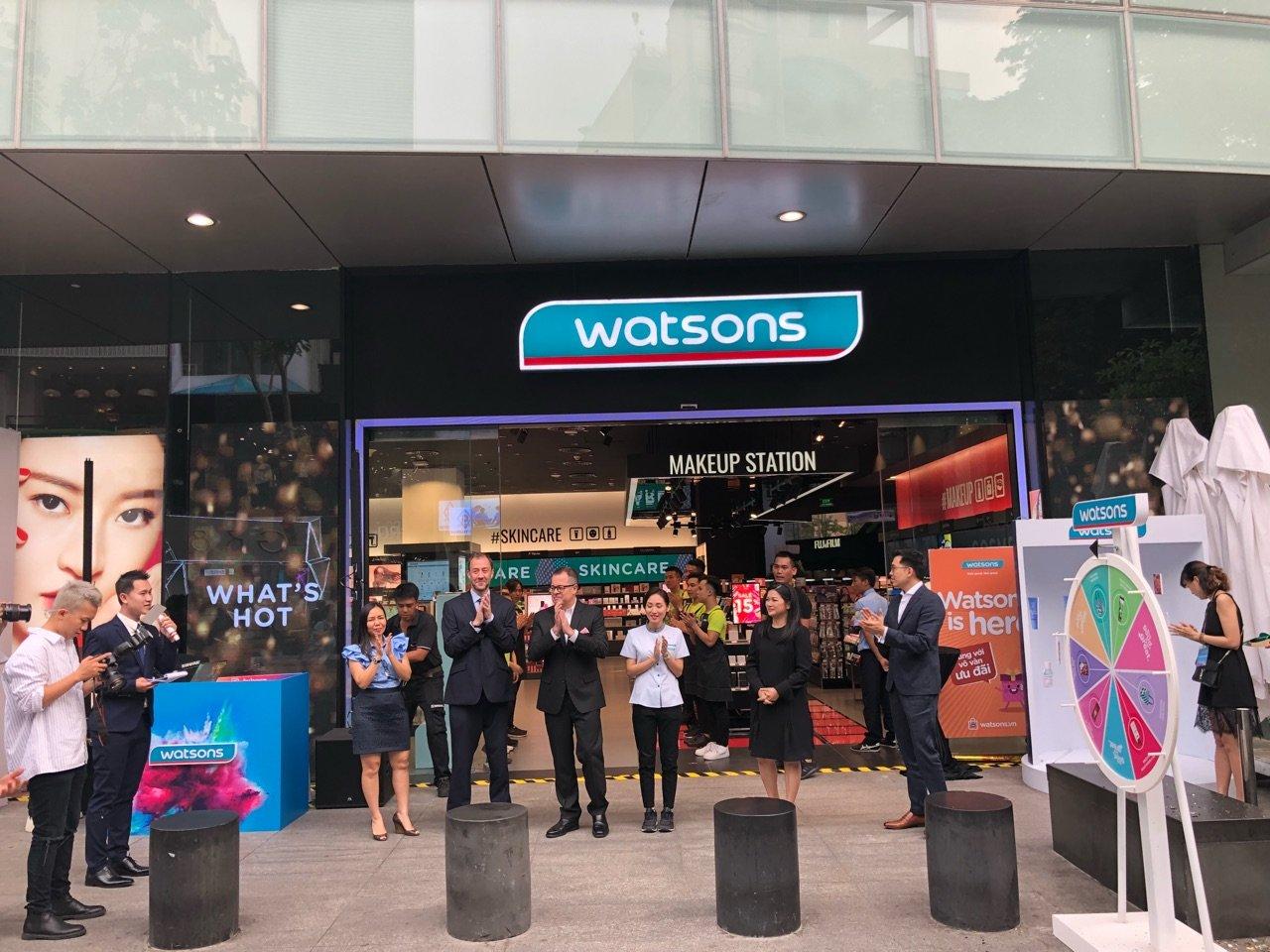 Watsons chăm sóc nhà cửa bán lẻ các sản phẩm gia đình với chất lượng vượt trội