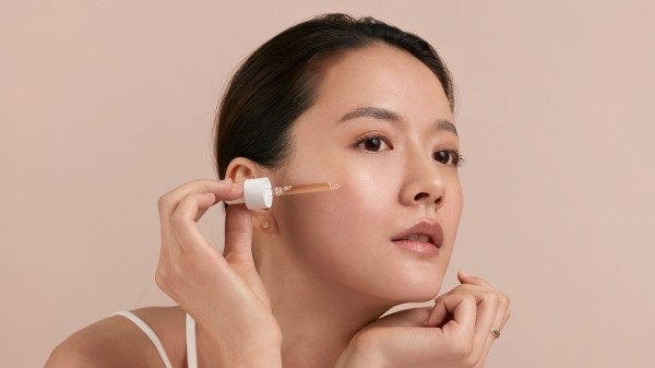 Dùng serum có thành phần dầu