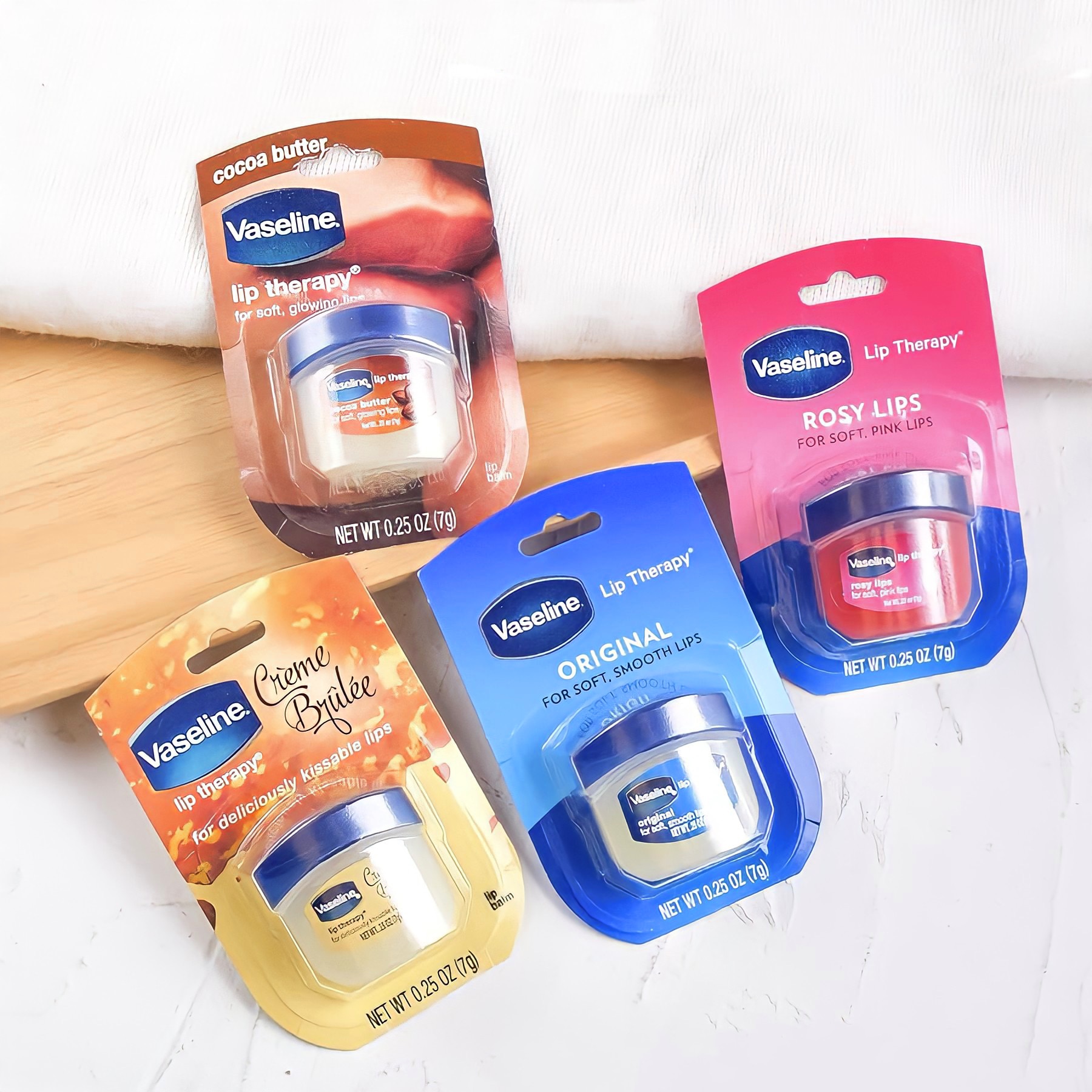 Các loại Vaseline dưỡng môi phổ biến
